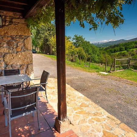 La Casona De Sovina Pensionat Piloña Exteriör bild