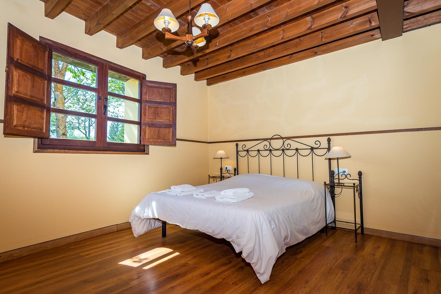 La Casona De Sovina Pensionat Piloña Exteriör bild
