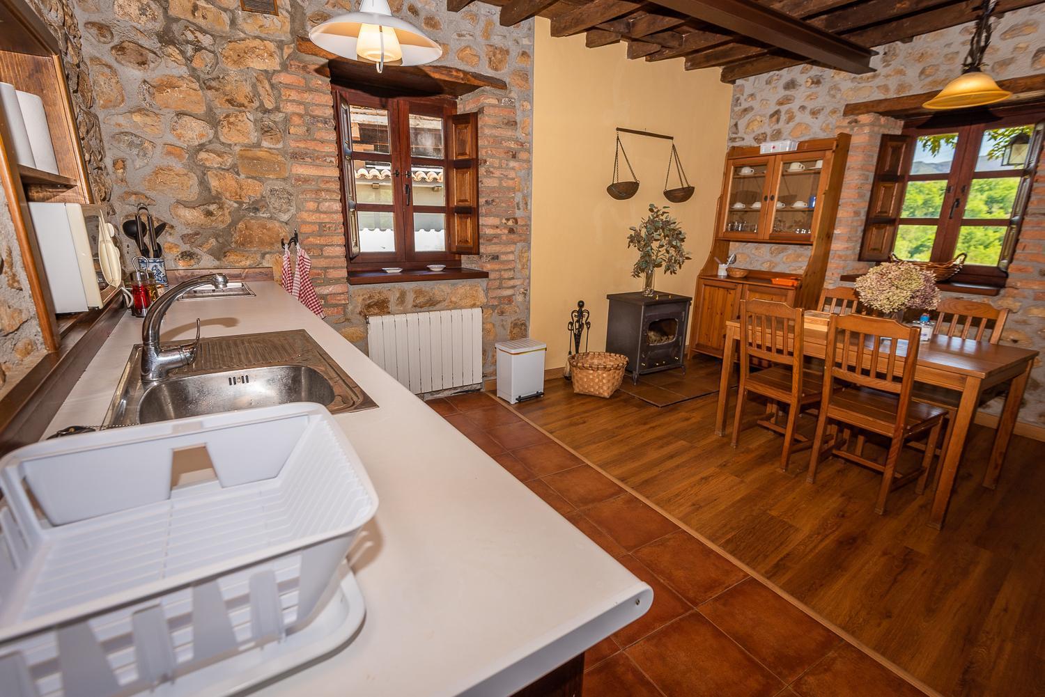 La Casona De Sovina Pensionat Piloña Exteriör bild